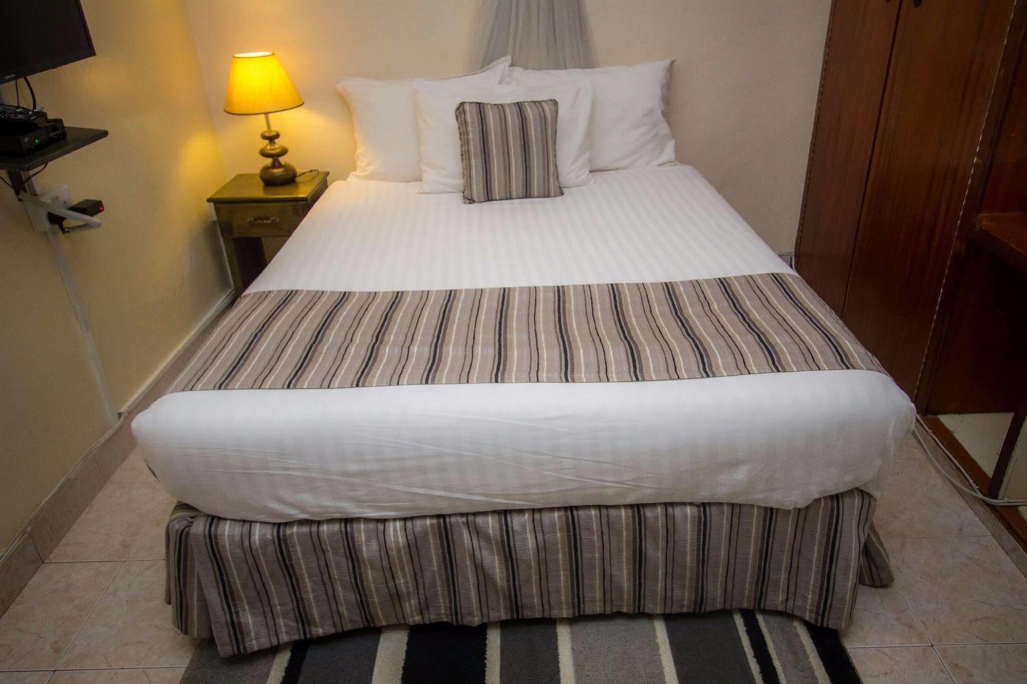 Magnolia Pine Bed & Breakfast Nairobi Dış mekan fotoğraf