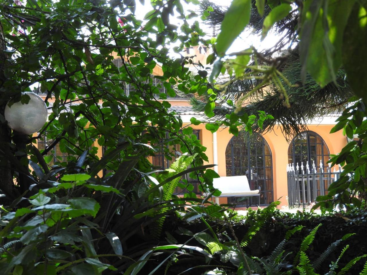 Magnolia Pine Bed & Breakfast Nairobi Dış mekan fotoğraf